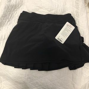 NWT Lululemon Pace Setter Skirt sz 4